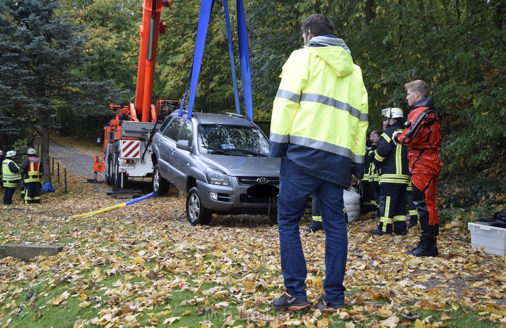 Einsatz BF Koeln PKW im See Koeln Esch P145.JPG - Miklos Laubert